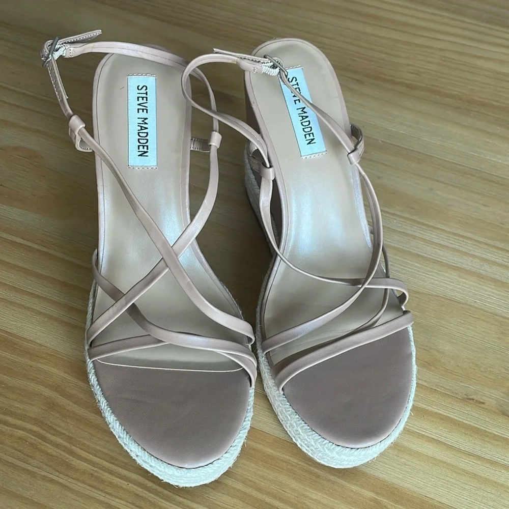 NWOB Steve‎ Madden Whitlee Wedge